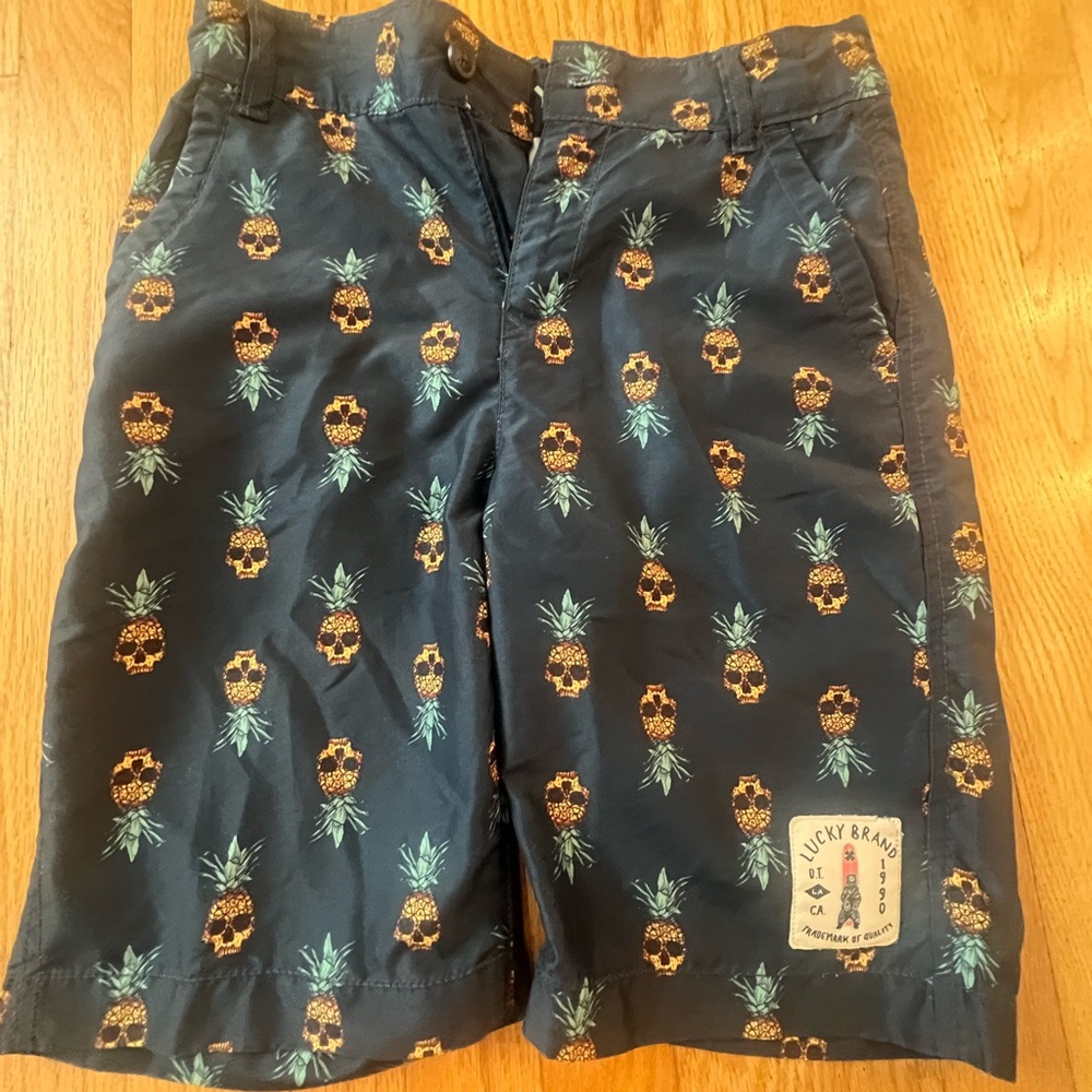 Lucky pineapple shorts